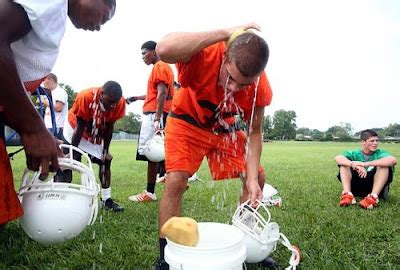 Water Station: Water Station Football