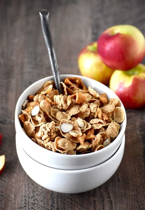 Apple Cinnamon Almond Breakfast Cereal Caits Plate