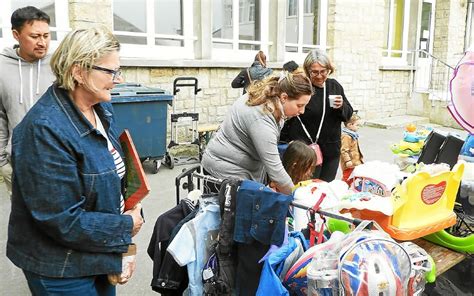 Saint Joseph du Plessis 400 entrées au troc et puces Le Télégramme