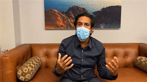 Dr Sanjay Gupta Shows How Effective Masks Can Be In Preventing The