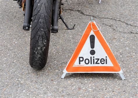 Teenager Stirbt Nach Motorradunfall