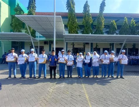 MandaPro Exist Rayakan HUT Republik Indonesia Ke 78 MAN 2 Kota