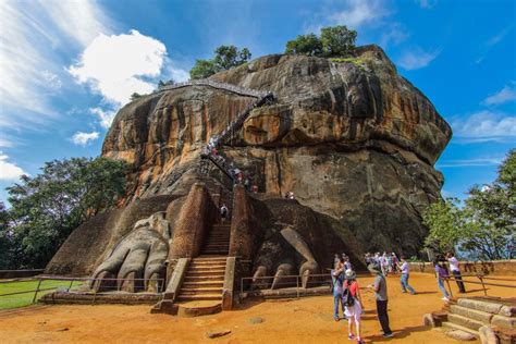 Sigiriya And Dambulla Day Tour From Hikkaduwa