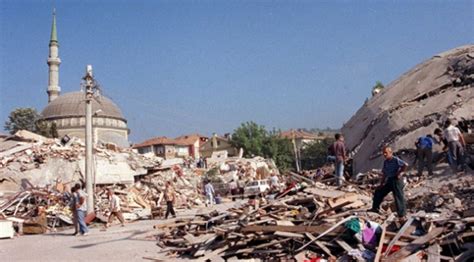 A Ustos Marmara Depremi Nin Y L Son Dakika Haberleri