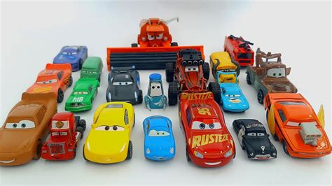 Disney Pixar Cars Felling Into Deep Pool Lightning McQueen Rayo