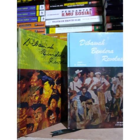 Jual 1 Paket 2 Buku DI BAWAH BENDERA REVOLUSI Ir Sukarno Shopee Indonesia