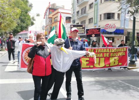 Maestros Urbanos De Bolivia Anuncian Huelga De Hambre Y Paro De 48 Horas