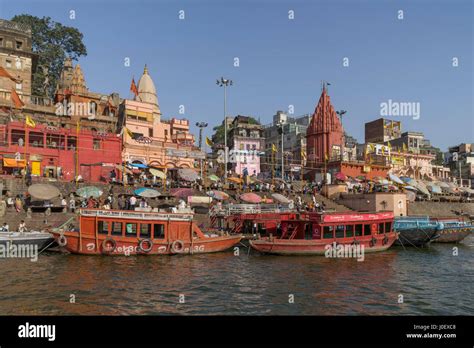 Dashashwamedh ghat, varanasi, uttar pradesh, india, asia Stock Photo ...