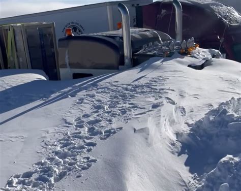 70 Truckers Finally Made It Out Of A South Dakota Truck Stop After