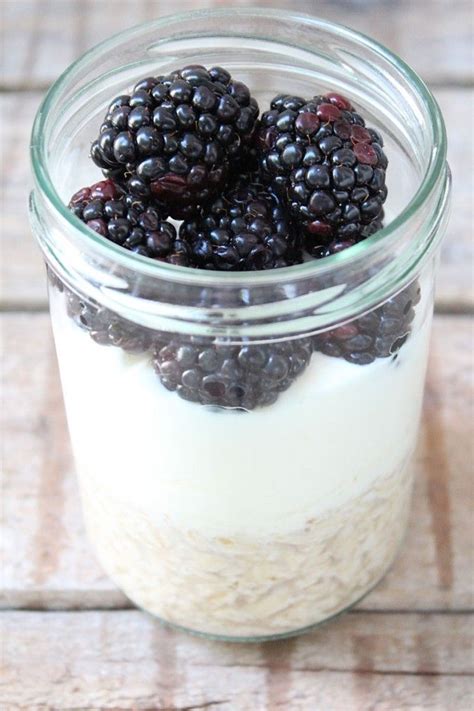 Rezept Kokos Overnight Oats Mit Joghurt Und Brombeere Overnight Oats