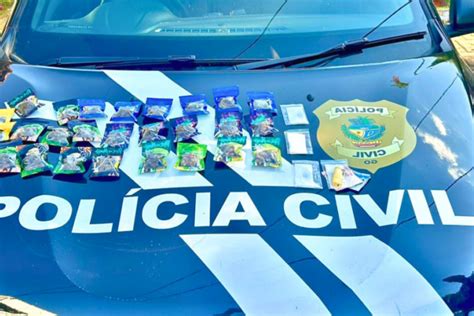 Pol Cia Prende Entregador Delivery De Drogas Em Goi Nia Mais Goi S