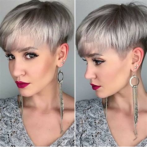 Platinum Blonde Short Hairstyles Wavy Haircut