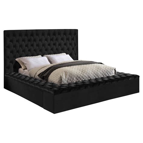 Meridian Furniture Inc Bliss Velvet Platform Storage Bed