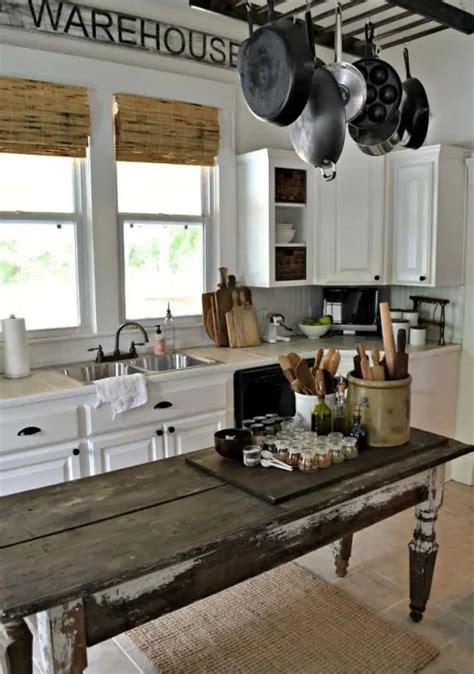 35 Cozy And Chic Farmhouse Kitchen Décor Ideas Digsdigs