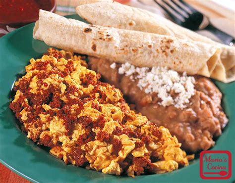 Chorizo and Eggs | Cacique® Inc.