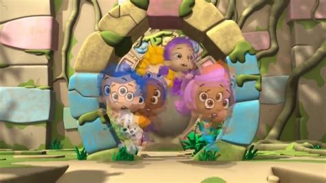 Bubble Guppies Dragon Chase