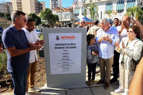 Prefeitura De Niter I Inaugura Pra A Jos Bedran Em Icara