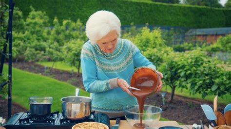 BBC Two Mary Berry Cook And Share Series 1 Crowd Pleasers Mary S