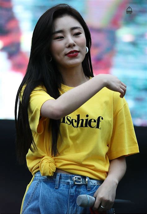 Wheein Mamamoo