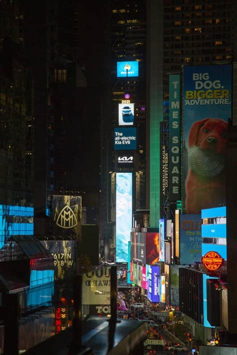 Nyc Times Square Ball Drop Live Giulia Lauree