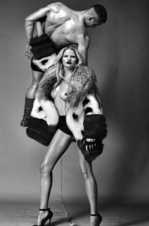 Lara Stone Nude And Toplessproved Why She S One Of Top Supermodels