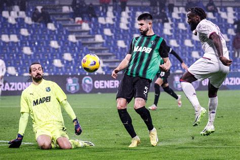 Sassuolo Fiorentina 1 0 Pinamonti Stende I Viola Mantovauno It