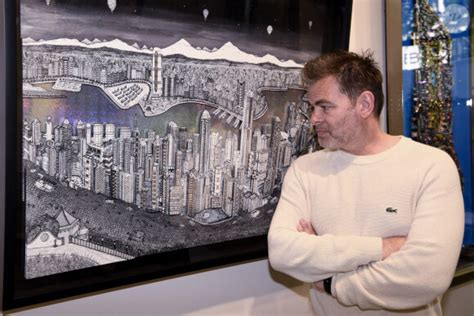 Photo Exclusif Clovis Cornillac Lors Du Vernissage De L Exposition