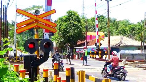 Railroad Crossing Palang Kereta Api Ka Kamandaka Ka Bbm