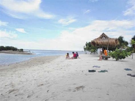 Wisata Pulau Pari Misteri Pantai Pasir Perawan Dini Travel