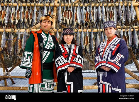 Ainu En Museo Del Pueblo Ainu Kotanshiraoi Porotoshiraoihokkaido