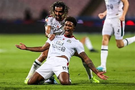 Nhận định soi kèo Al Ettifaq vs Al Akhdoud 1h00 ngày 18 5 Nỗ lực trụ