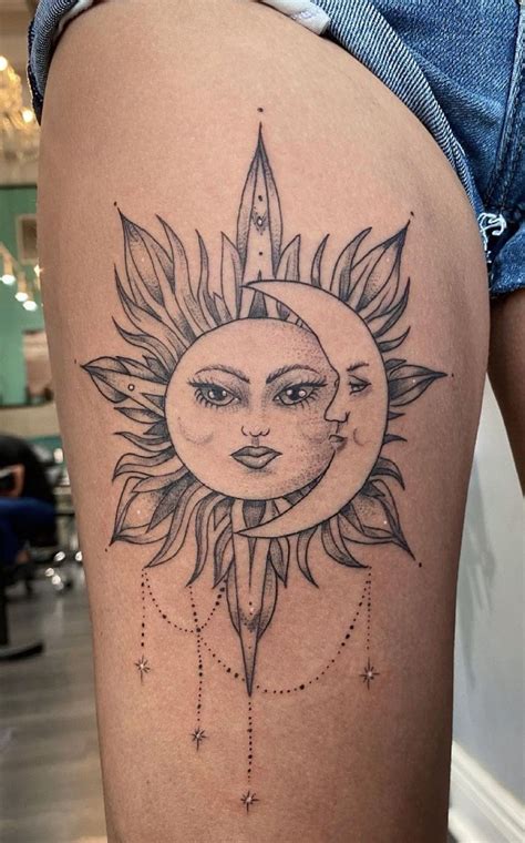 50 Meaningful And Beautiful Sun And Moon Tattoos Artofit