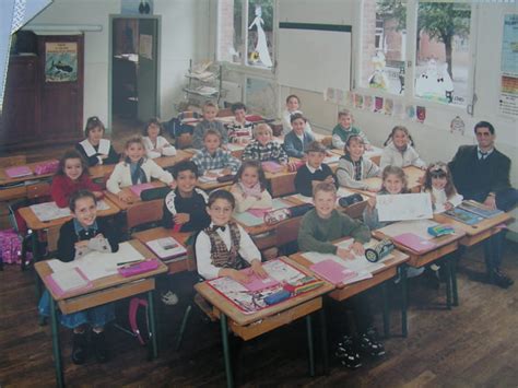 Photo De Classe CE De Ecole Chevreul Gay Copains D Avant
