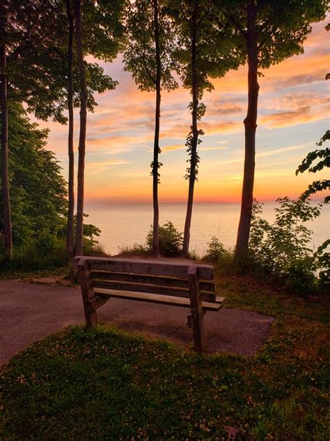 Lake Erie Bluffs Coastal Observation Tower In Perry Ohio Lake