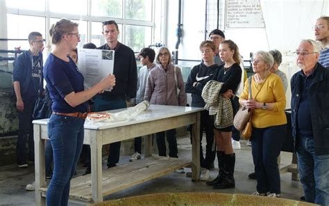 Le village des Sciences installé par la Station biologique de Roscoff a