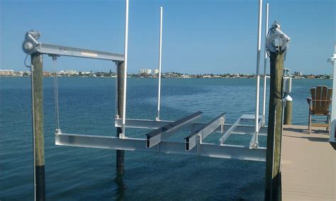 Golden Sea-Drive Boat Lift | Gulfside Docks