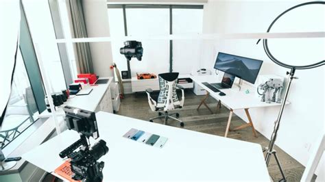 7 Easy Tips For Decorating Your Home Youtube Studio Officegearlab