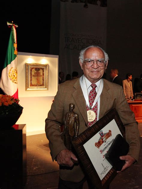 Ceremonia De Reconocimiento A La Trayectoria Académica 2014 Rectoría