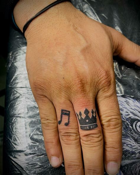 Top More Than Crown On Finger Tattoo Latest In Cdgdbentre