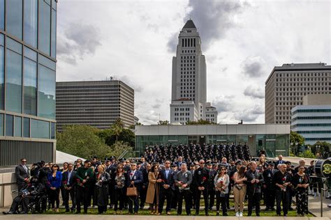 Photos Lapd Ceremony Honors 239 Fallen Officers Los Angeles Times