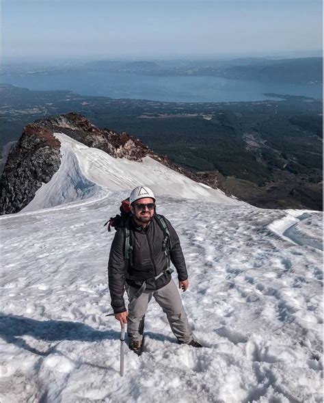 Climbing Volcano Villarrica - Chile | Viagens, Lugares