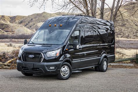 2021 Ford Transit 148 Extended High Roof Dually 0290 Chinook