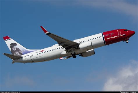 LN NIC Norwegian Air Shuttle Boeing 737 8JP WL Photo By Ramon Jordi