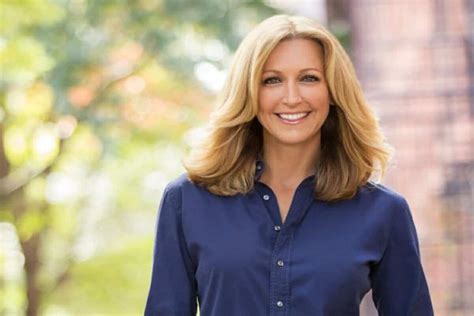 Lara Spencer Biography Net Worth Age Is She Married Who Is Her