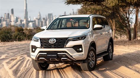 Hilux in SUV form: Toyota Fortuner | UAE - YallaMotor