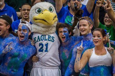 Florida Gulf Coast Eagles mascot, Azul the Eagle with FGCU fans ...