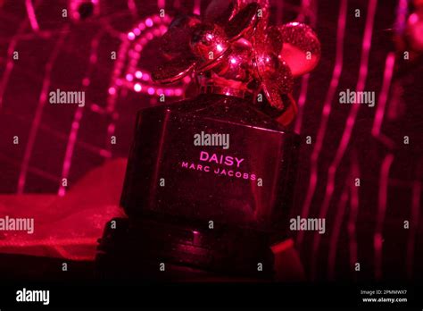 Daisy Marc Jacobs Stock Photo - Alamy