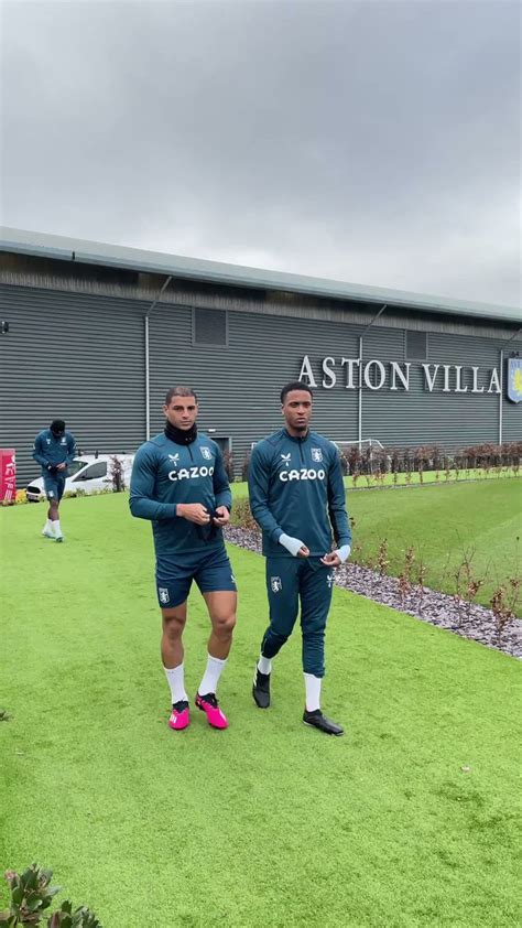 Aston Villa Español on Twitter Diego Carlos está de vuelta El