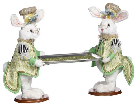 Mark Roberts Spring 2022 2 Rabbits Holding Tray Figurines 20