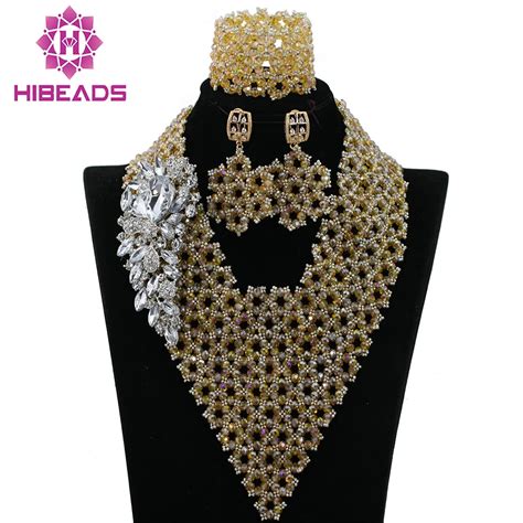 Latest Crystal Beads Nigerian Wedding African Costume Jewelry Set Bib